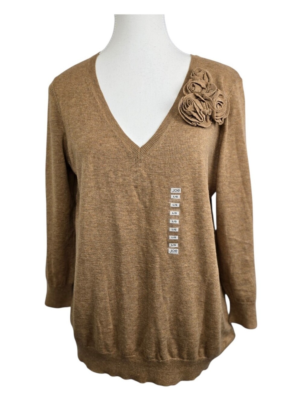 Camel/Tan Wool Cotton Blend Rosette Applique V-Neck 3/4 Sleeve NWOT Sweater Sz L